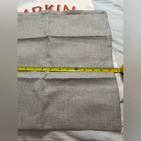 Set of 2 Pillow covers - Picture 8 of 8